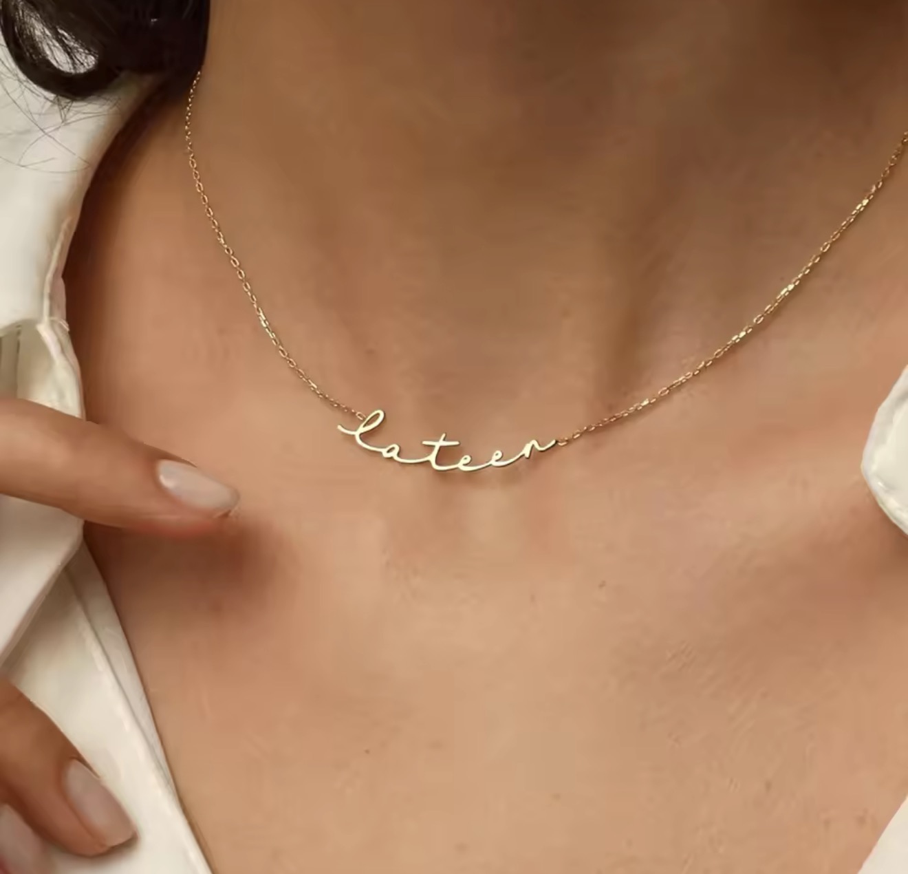 Gold delicate script name necklace